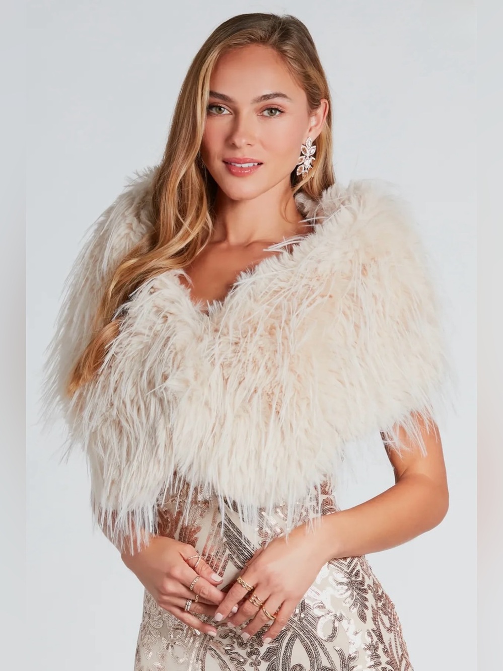 Layer On The Elegance Faux Fur Shawl Wrap ivory Windsor fluffy lightweight